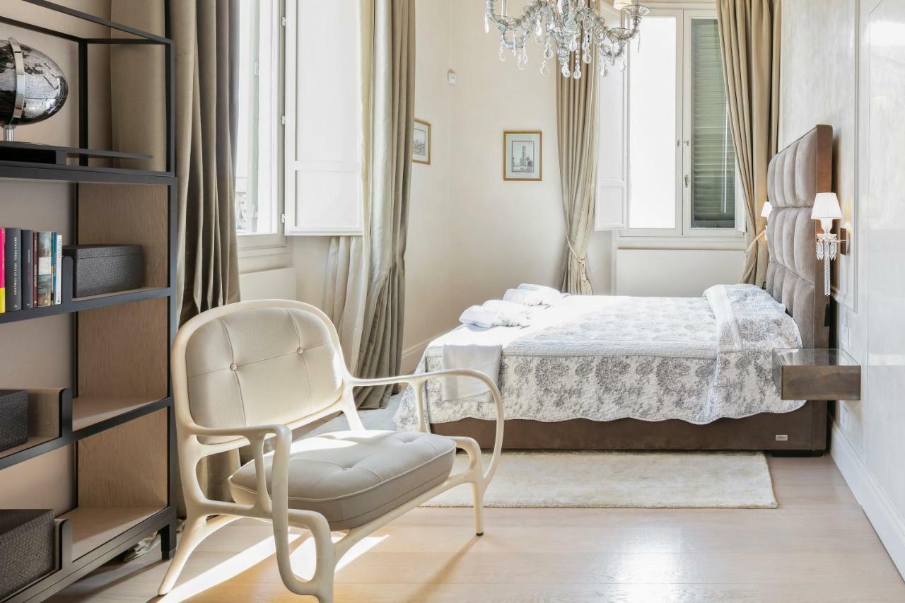 Apartamento Exclusive Penthouse Il Magnifico - Free Parking Florencia Exterior foto